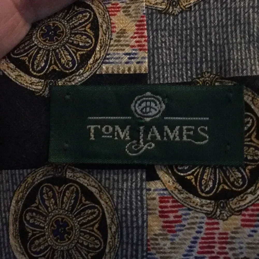 Vintage TOM JAMES  Tall Man Neck Tie